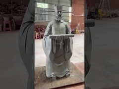 ধাতব ভাস্কর্য