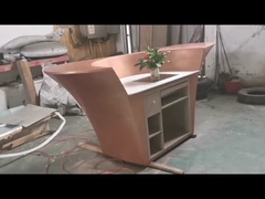 ব্রোঞ্জের বিমূর্ত ভাস্কর্য স্থাপন করা হয়েছিল